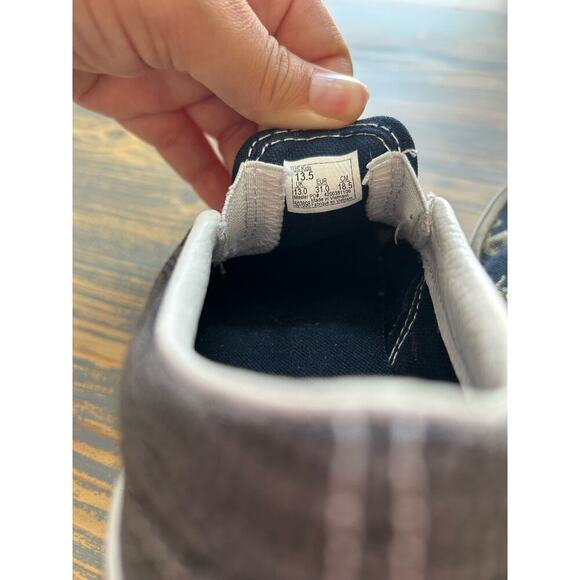 Glow in the Dark Vans Dinosaur 13.5 Easy Slip On - Picture 7 of 7